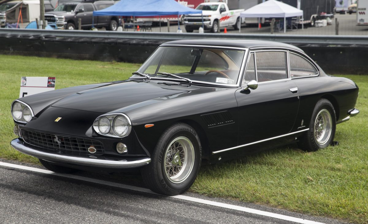 Ferrari 330 GT 2+2