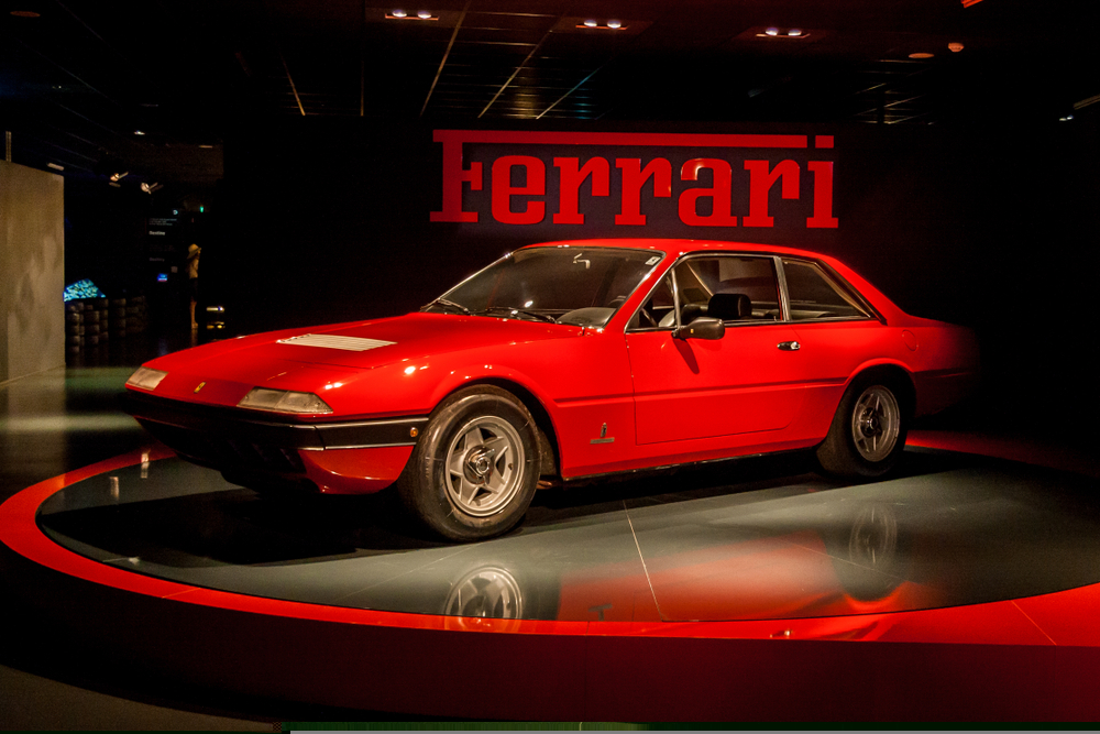 Ferrari 365 GT4 2+2