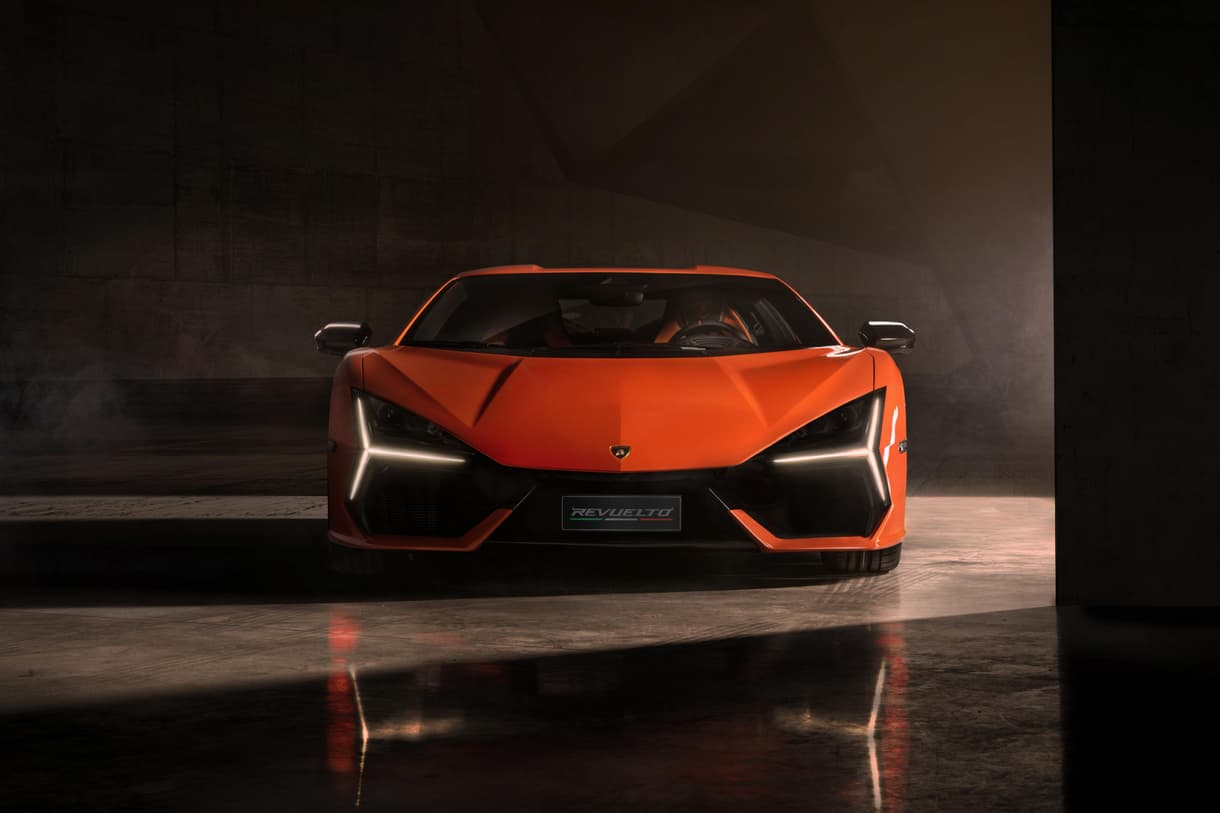 Lamborghini Revuelto